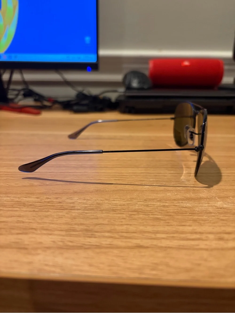 Ray-Ban Men's Black Frame Blue Mirrored Aviator Sunglasses